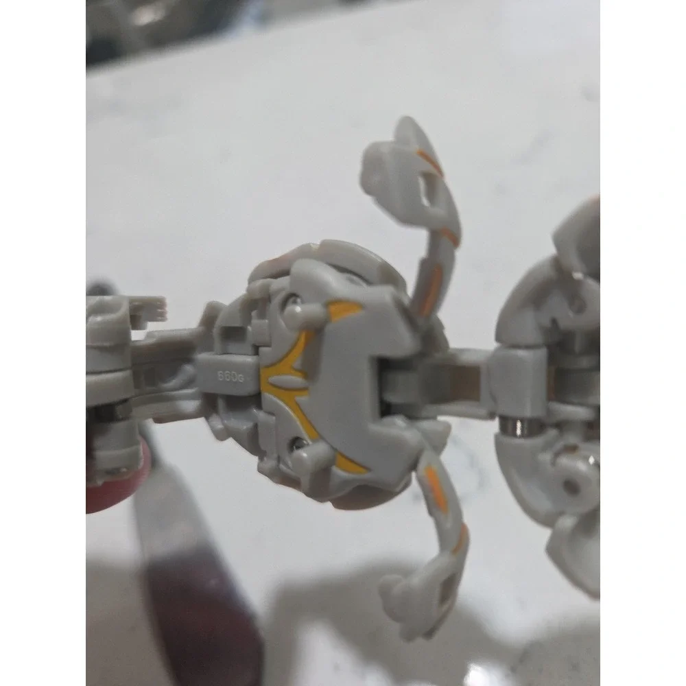 BAKUGAN Lumagrowl 660g Gray Haos GUNDALIAN INVADERS